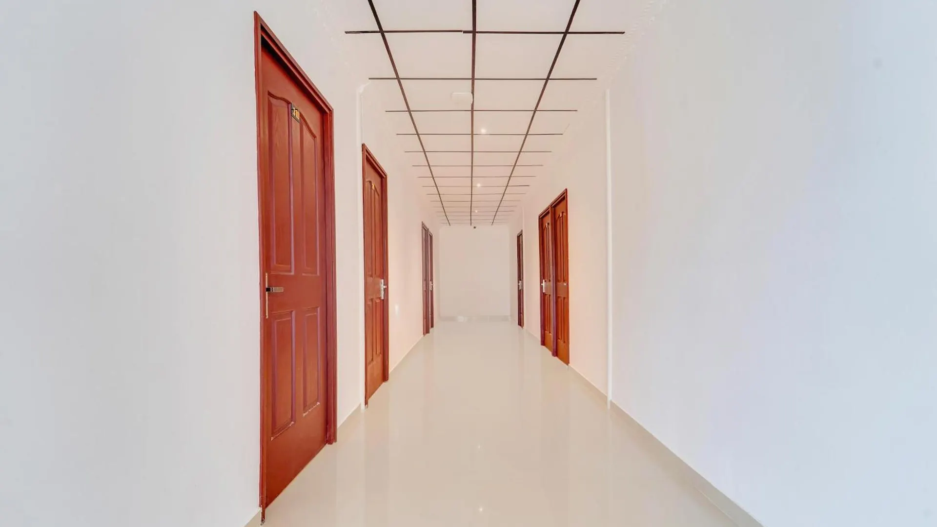 Super Hotel O Vazhakkala Kochi