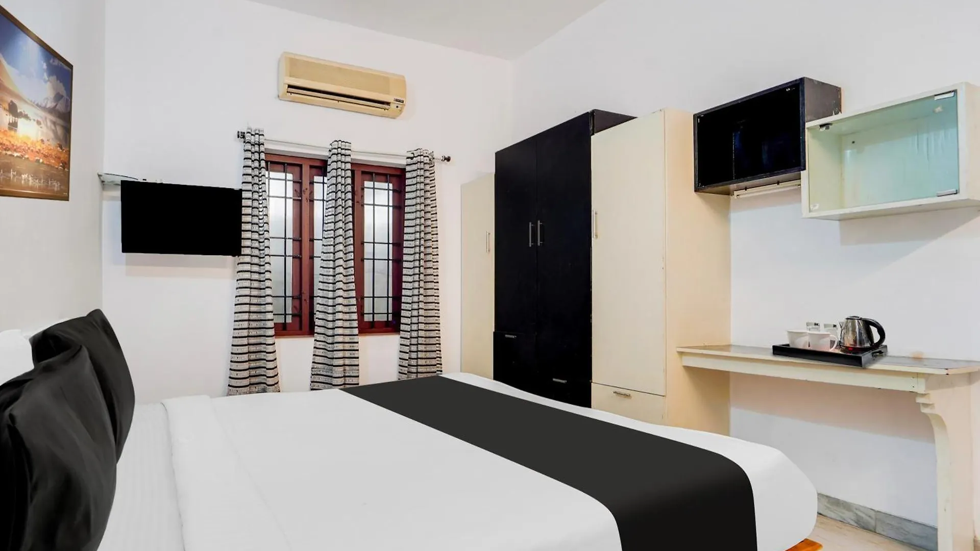 Super Hotel O Vazhakkala Kochi 3*,  India