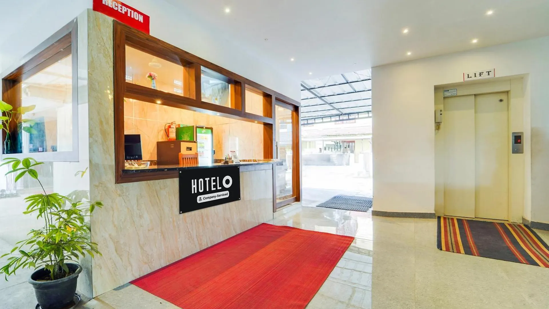 Super Hotel O Vazhakkala Kochi